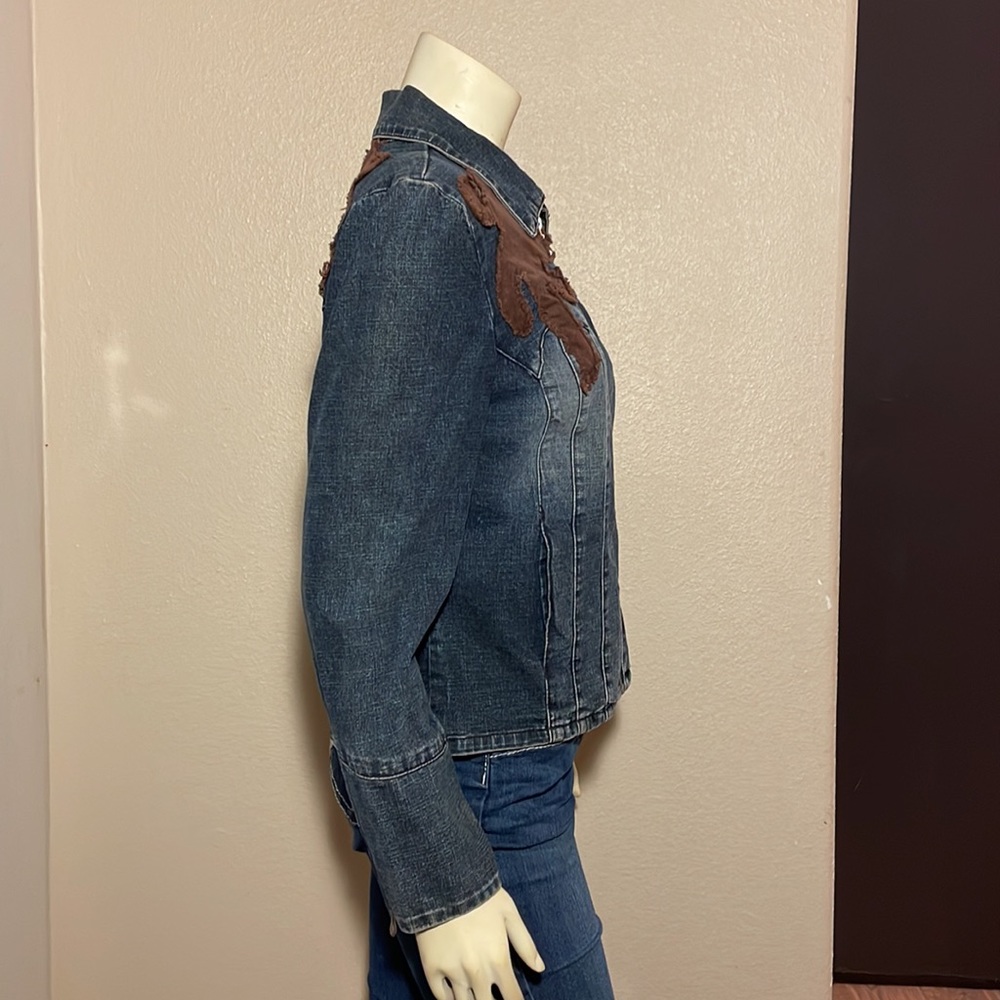 A.M.I Jean jacket - Picture 5 of 11